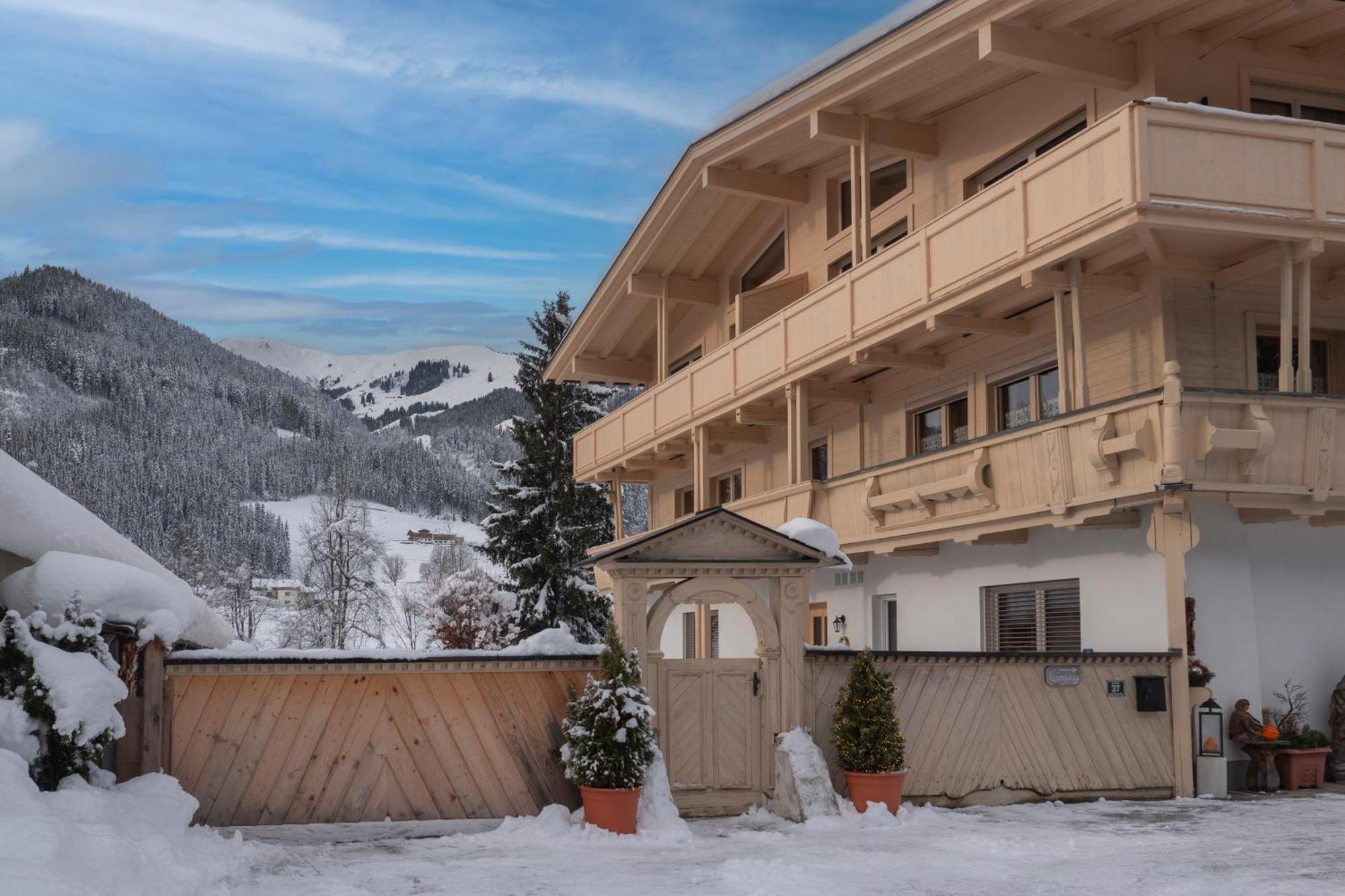 Alte Bildhauerei Leilighet Aurach bei Kitzbuehel Eksteriør bilde